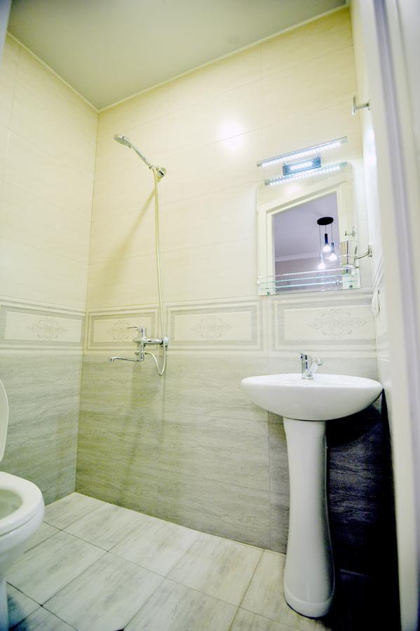 טביליסי Old Arsena Apartments מראה חיצוני תמונה